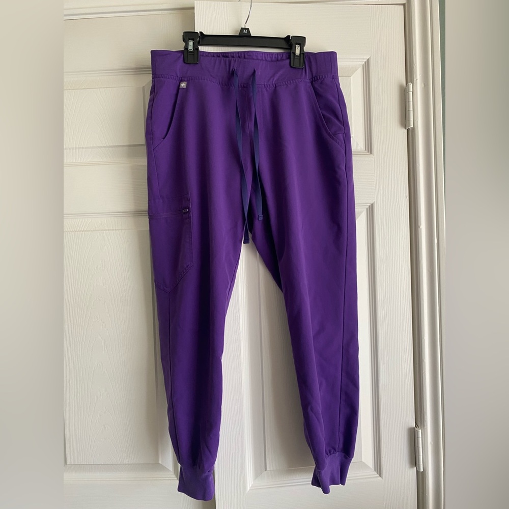 Figs scrub pants, Zamora jogger, size medium petite